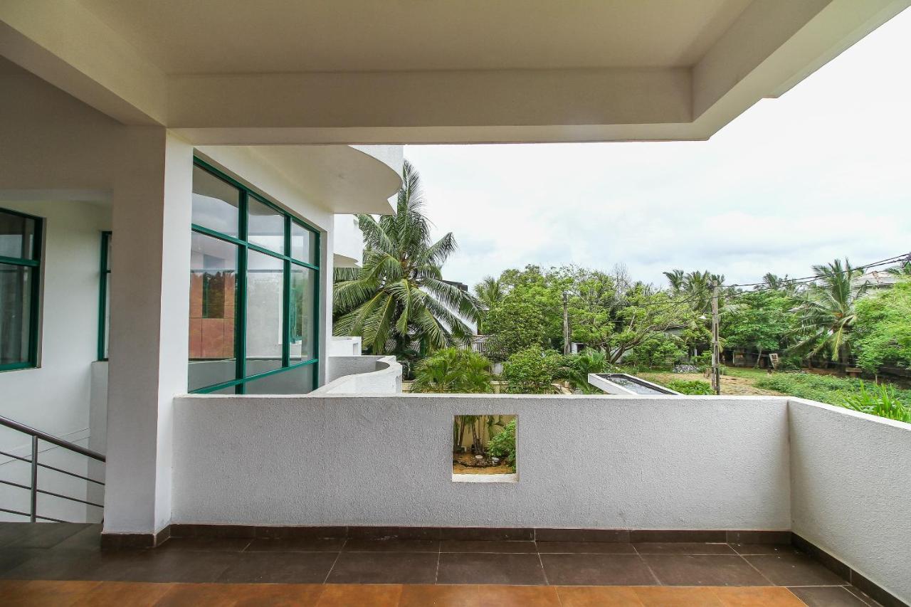 Oyo 290 Night Station Hotel Panadura Exterior photo
